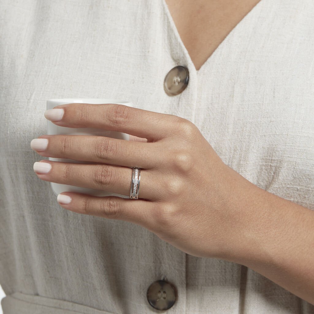Alliance Serti Grains Ajoures Or Blanc Diamant - Spannringe Unisex | OROVIVO