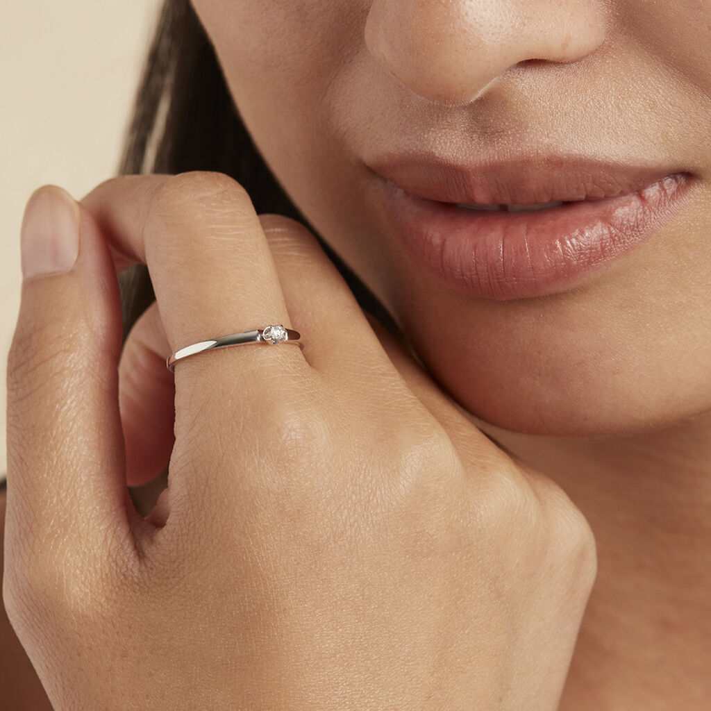 Solitärring Weißgold 375 Diamant 0,03ct - Verlobungsringe Damen | OROVIVO