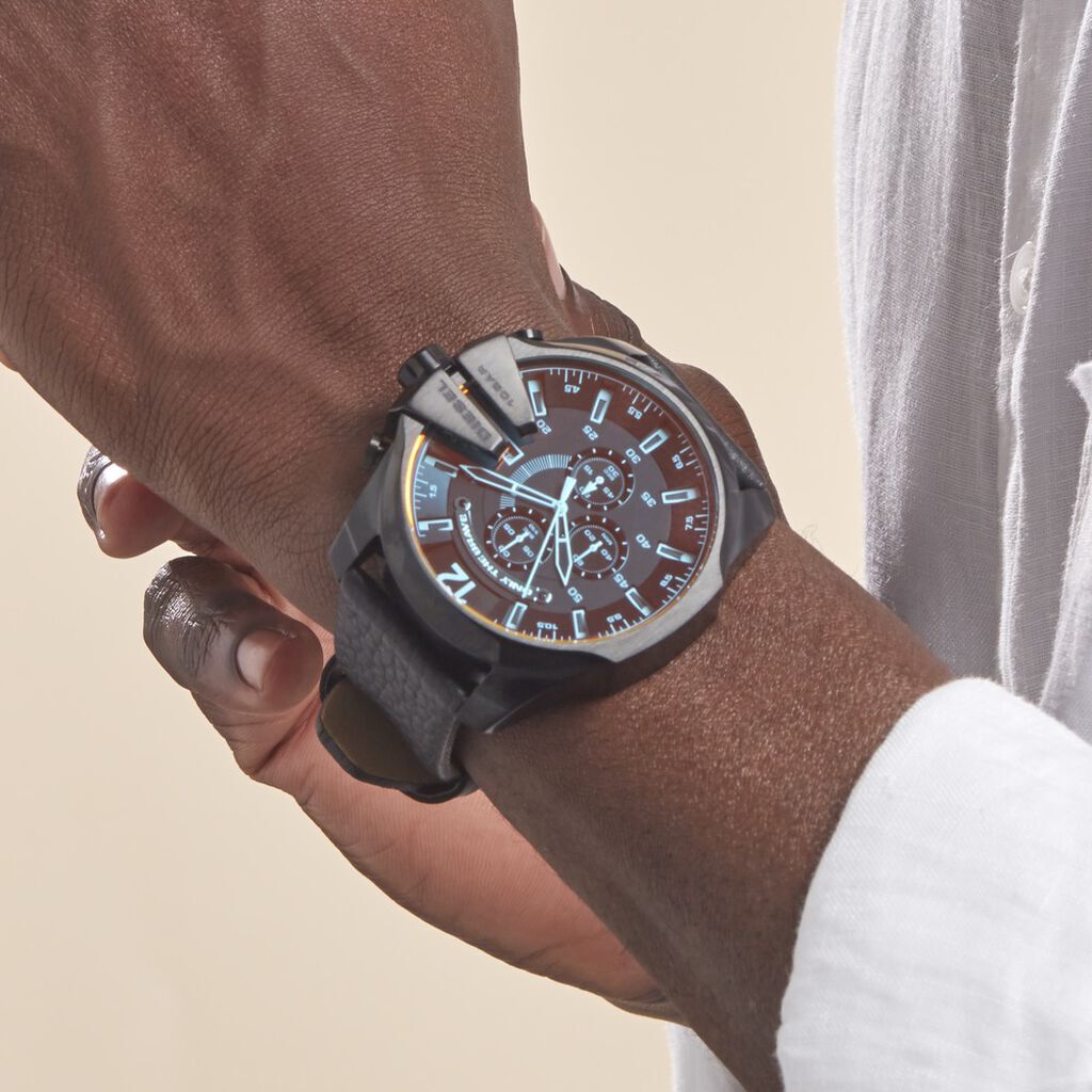 Diesel Herrenuhr Chronograph Master Chief DZ4323 - Armbanduhren Herren | OROVIVO