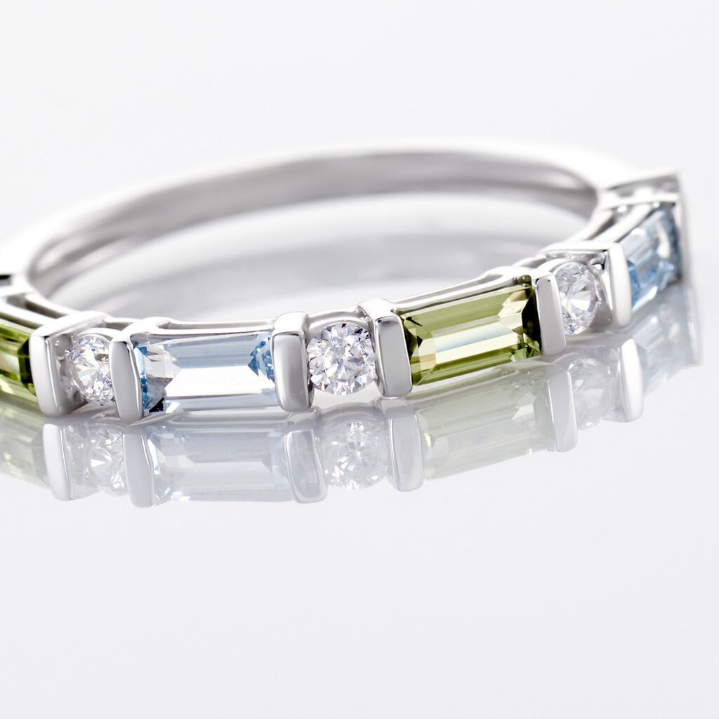 Liberta Damen Ring Wei&szlig;gold 375 (9 Karat) Topas Himmelblau 0,21 ct