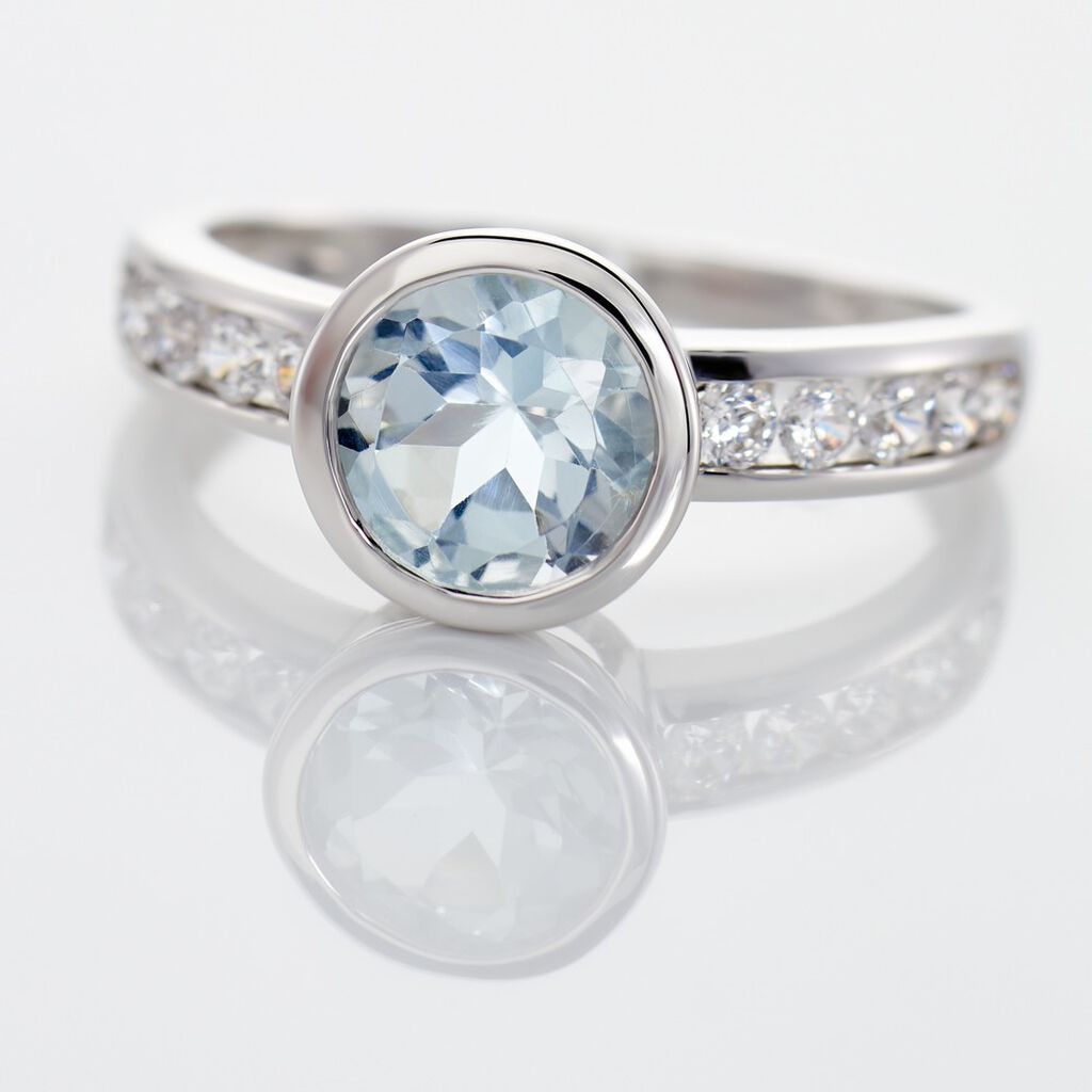 BREEZE Damen Ring Wei&szlig;gold 375 (9 Karat) Topas Himmelblau 1,55 ct Kreis