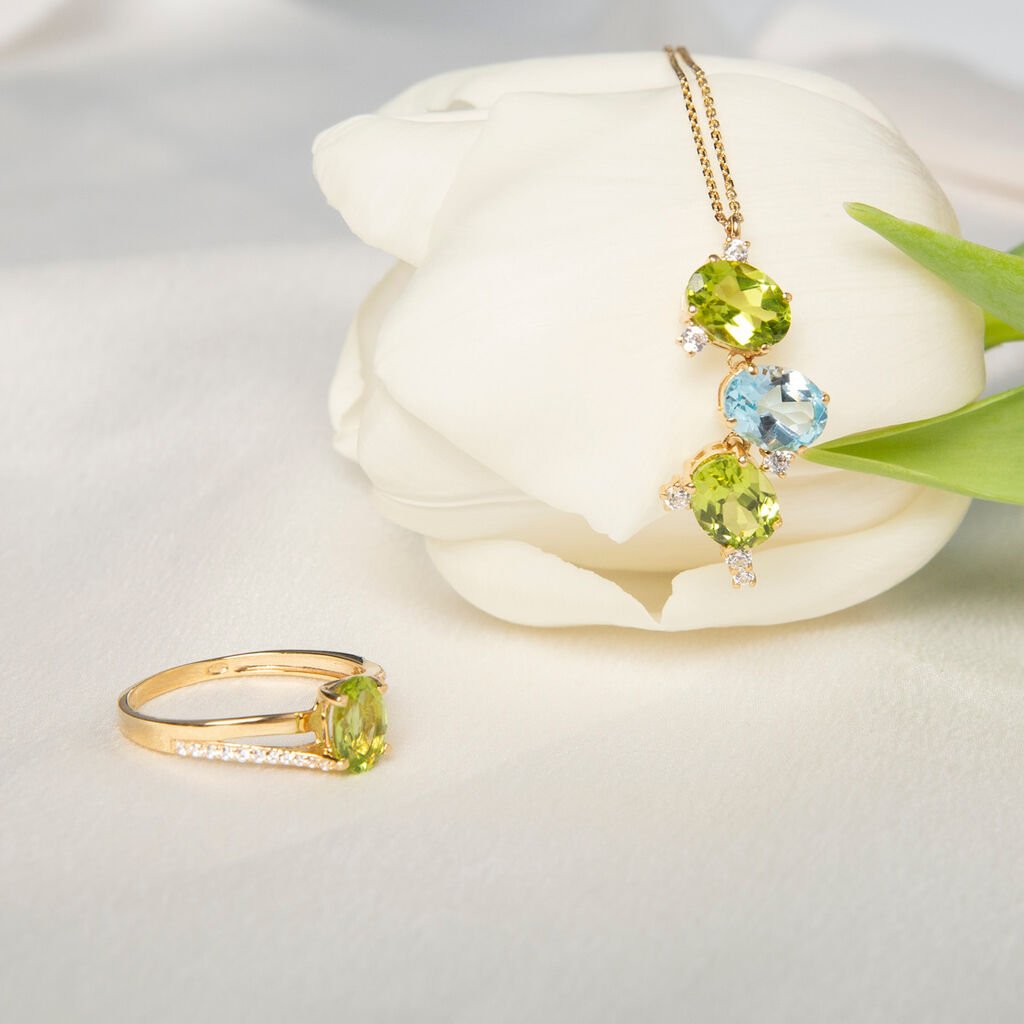Damen Collier Gold 375 Peridot Grün 4,4ct Oval Layla 1 - Halsketten Damen | OROVIVO