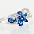 ANGIE Damen Ring Wei&szlig;gold 375 (9 Karat) Saphir Blau 0,03 ct Blume