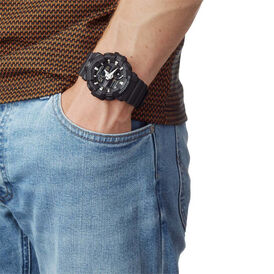 CASIO G-SHOCK Herrenuhr Classic Quarz GA-700-1BER - Digitaluhren Herren | OROVIVO