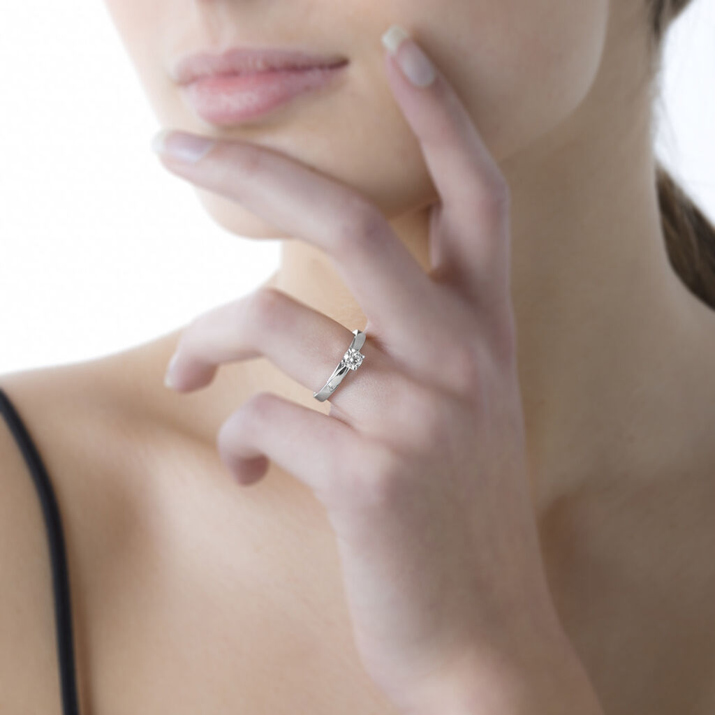 Bague Solitaire Loren Or Blanc Diamant - Spannringe Damen | OROVIVO