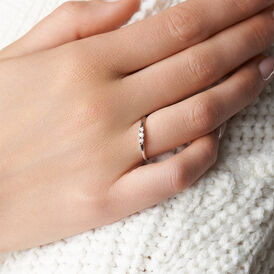 Solitärring Weißgold 375 Trilogie Diamant 0,11ct Sabinal - Ringe mit Edelsteinen Damen | OROVIVO