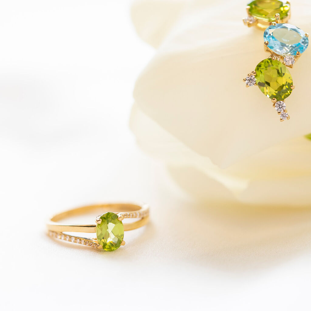 Damen Ring Gold 375 Peridot Grün 0,89ct Oval Elenea  - Solitärringe Damen | OROVIVO