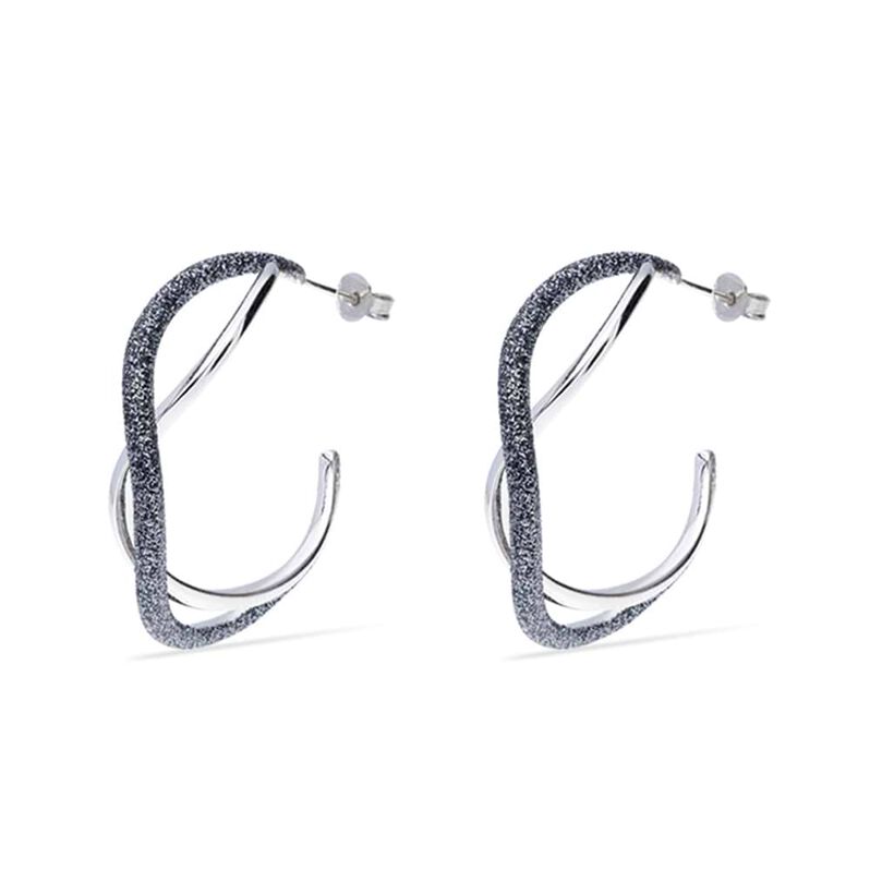 Orecchini a cerchio in ottone rodiato con onda glitter - Spannringe Damen | OROVIVO
