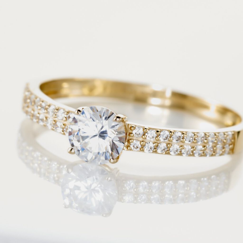 DAYNA Damen Ring Gold 375 (9 Karat) Zirkonia Wei&szlig;